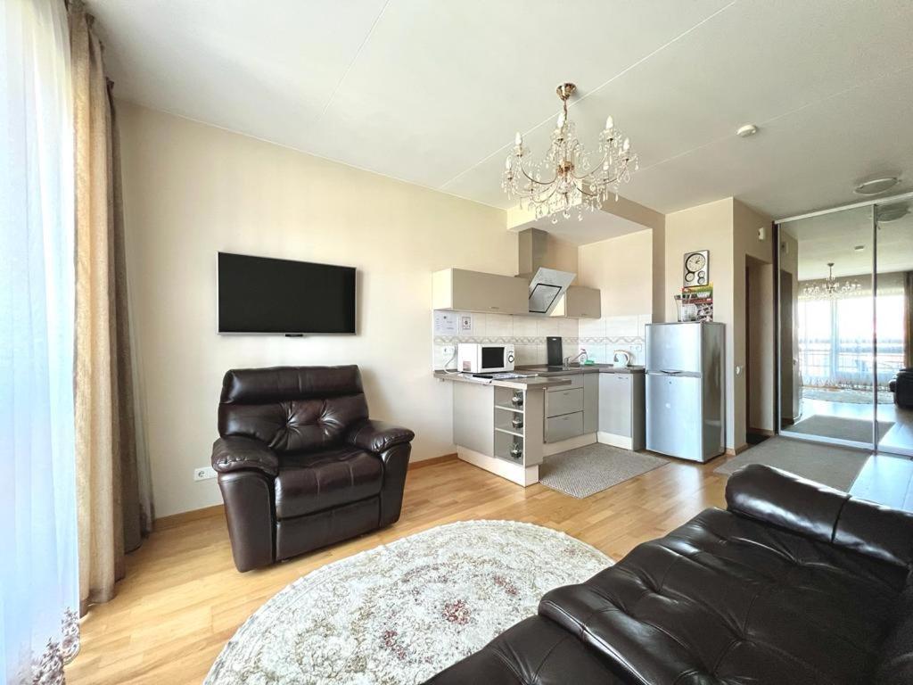 Apartment On Avenue Taikos 120 C